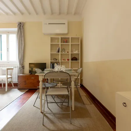 Апартаменты Sweet San Frediano Флоренция